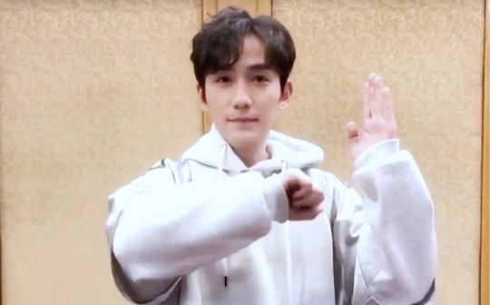 20190131朱一龙春晚抖音手势舞