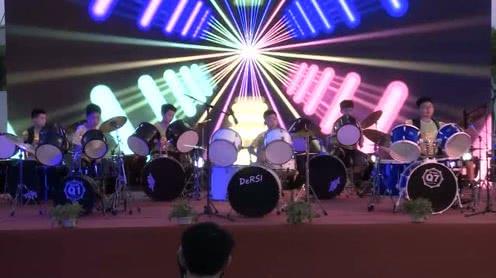 翰林学校六一文艺汇演开场架子鼓表演