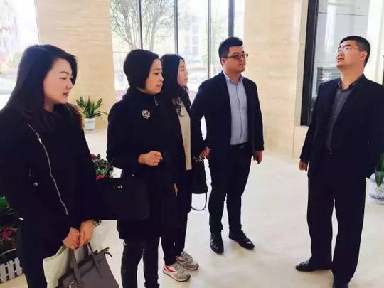 上海东方龙商务公司陪同互联网+投资选址项目方考察长沙亿达意向合作地块