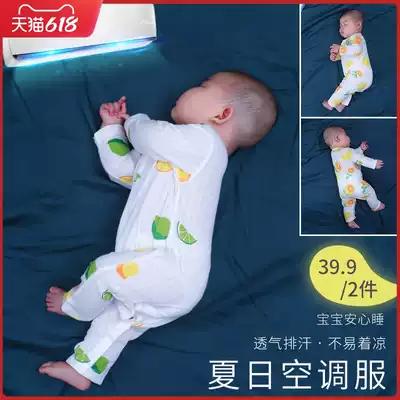 新生儿穿多点还是穿少点好