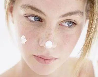 女性荷尔蒙失调是什么原因