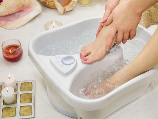 用醋泡脚可以治脚气吗