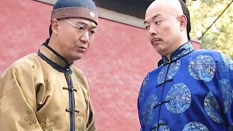 纪晓岚揭穿活佛骗局，用松香末燃烧现佛光，吓得和珅当场跪下