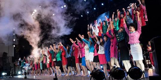 这群女高中生凭借"80年代迪厅风"舞蹈从日本火到中国