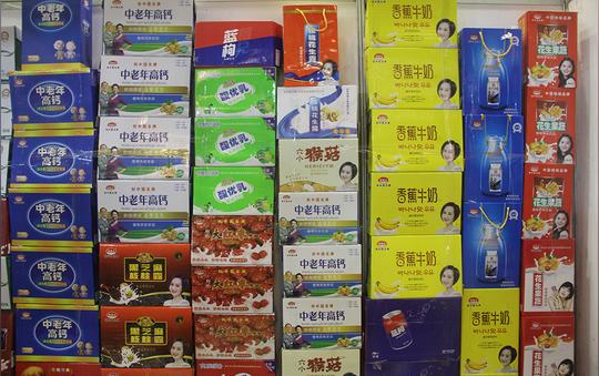商丘一统山河产品在2015第十六届郑州秋季糖酒会现场受欢迎