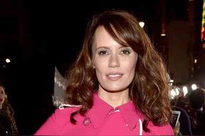 艾米莉·斯沃洛