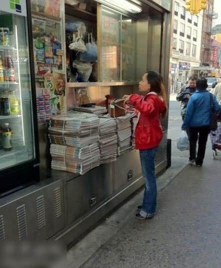 凤姐回国创业:曾在美国发传单修脚国外生活也不易(图