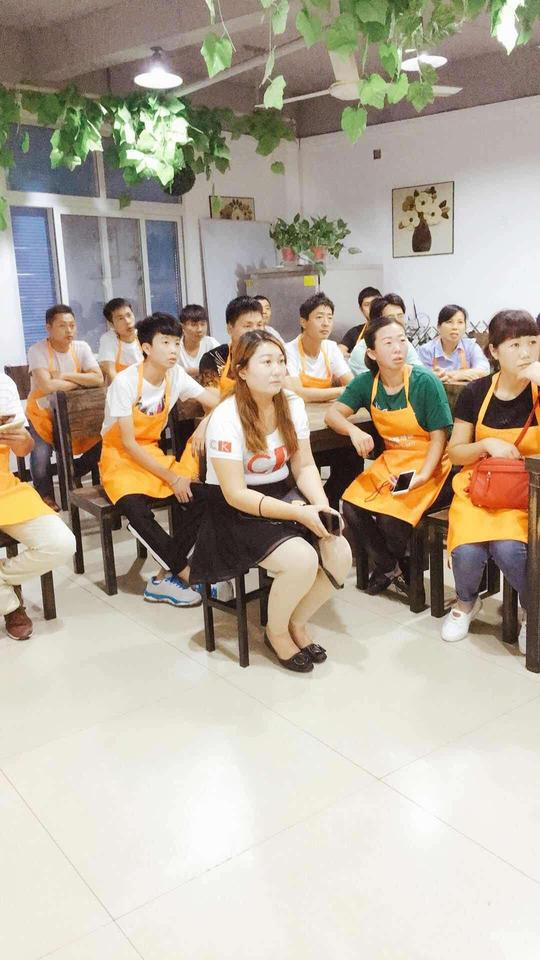 信阳小吃人创业好项目-裕早小吃培训连锁学校