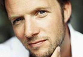 鲁伯特&middot;彭利-琼斯