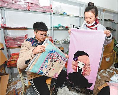作为首批浙江省创业型大学试点院校,义乌工商学院在校创业大学生每年