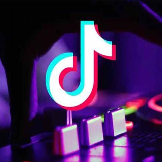 抖音热门top歌曲
