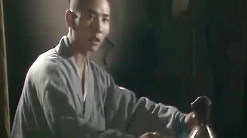 西游记:孙悟空看到和尚在喝酒吃肉,瞬间变成和尚向他们讨酒喝!