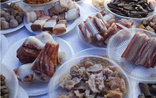 “肉石”市场的生意为何每况愈下?以前红红火火，如今冷冷清清