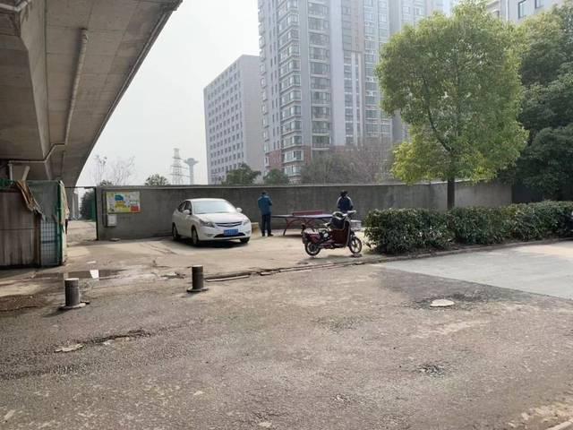 小孩乱按电梯怎么办