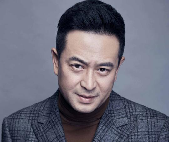 沈梦辰模仿"社会摇"被批,男主张嘉译奇葩的人生经历