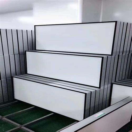 "文化娱乐集团上海区域总经理李德顺说,作为播放平台,少数视频没有