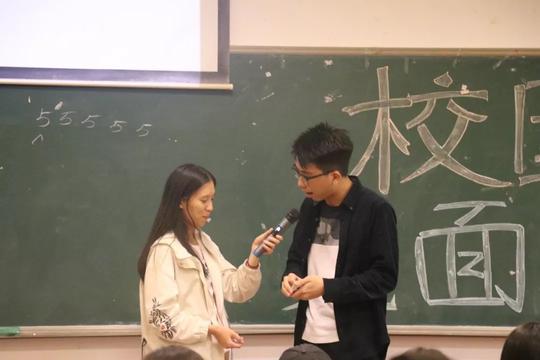 你的心呢听歌识曲大家都争先恐后的抢答看来都是一群隐藏小麦霸鸭