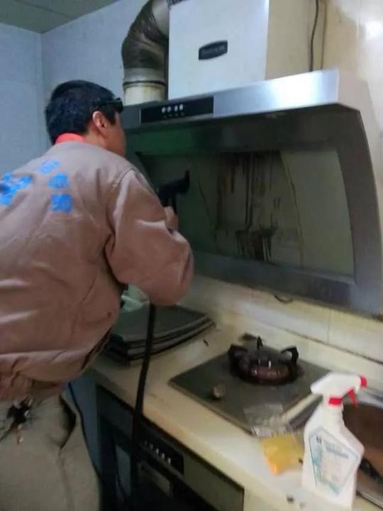 黑龙江2万元能做什么生意，加盟家电清洗行业，做区域代理