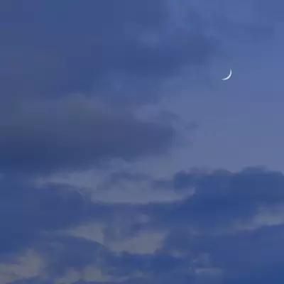 江淮：日常生活唯美天空背景图/遇见你的那个夜晚，我和月亮都睡不着,风景静物,唯美