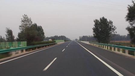 濮阳到鹤壁高速公路濮鹤高速公路视频素材