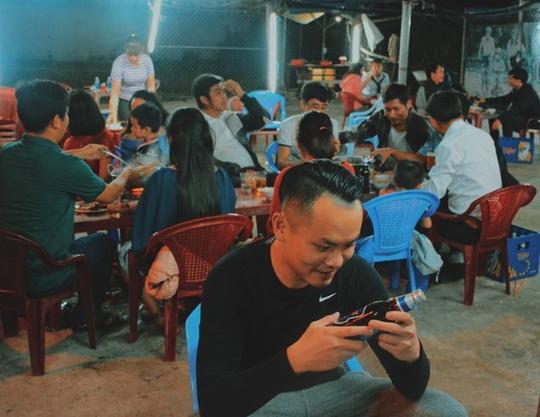路边摊图片
