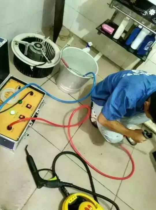 空调维修生意淡，附带家电清洗快速扩大业务