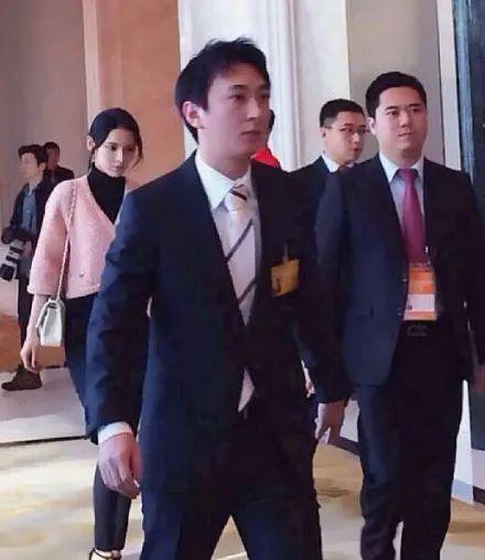 王思聪打造的“网红宇宙”是怎样一门生意_第2张图片