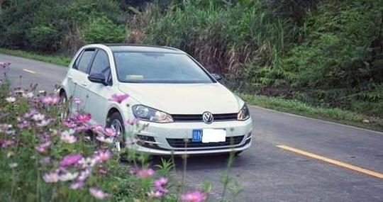 90后创业妹子用车独白,17万高价落地,提高尔夫7纪念款