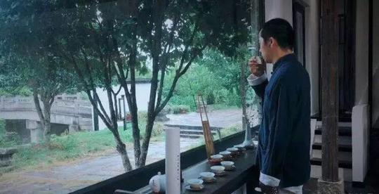 前阿里资深高管鬼脚七+销售额过亿掌柜贾真，总结出了81条实战军规