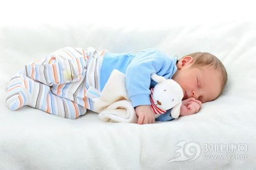 一岁宝宝睡眠时长应该是多少