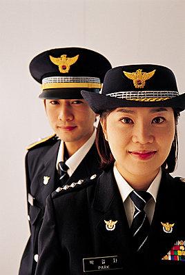 警察_制服_韩国_图片大全—全景创意图库（quanjing.com）中国领先的正版图片视频素材网站