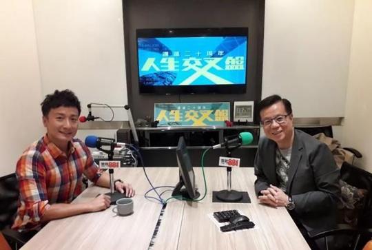 香港歌手曾是游泳代表如今创业开游泳学校运营一年仍亏损