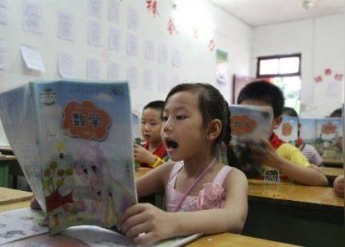 该不该保留早读?学生和老师的意见不一致，各校做法也不一样