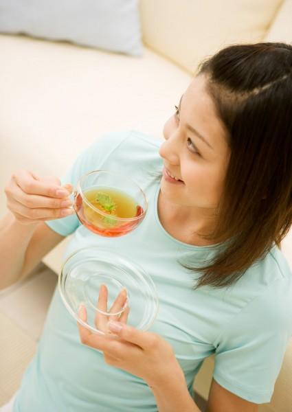 幼儿扁桃体发炎发烧吃什么食物