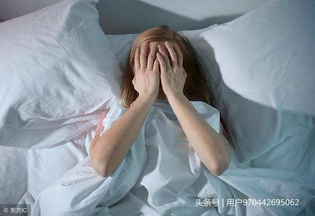 如何让孩子学会半夜醒来自行入睡
