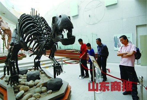偏门景点降价知名景点升价游客大呼伤不起