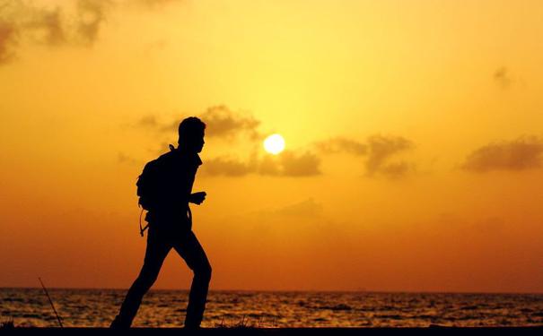 夕阳下的奔跑短句那夕阳下的奔跑经典语录