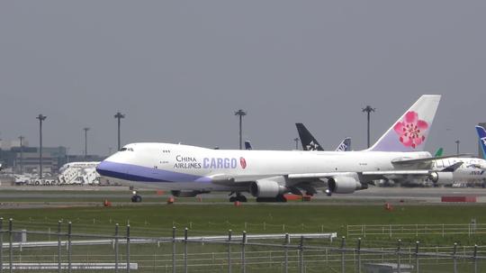 【4k】中华航空飞机起飞_3840x2160_高清视频素材下载