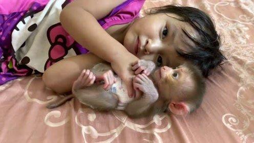 宝宝喜欢抱着睡是什么原因