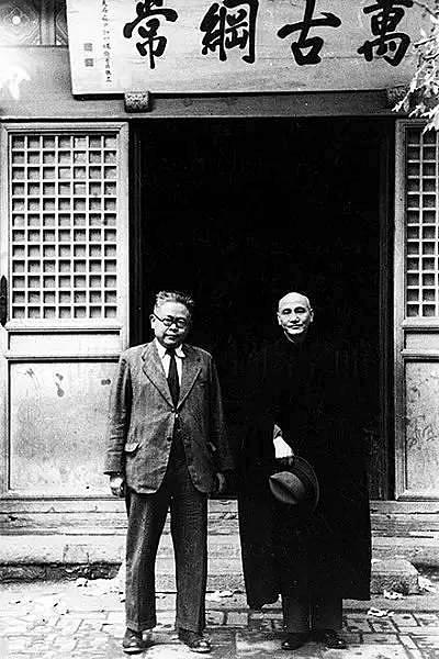 一介平民逼走两任国家总理,一生怼人无数