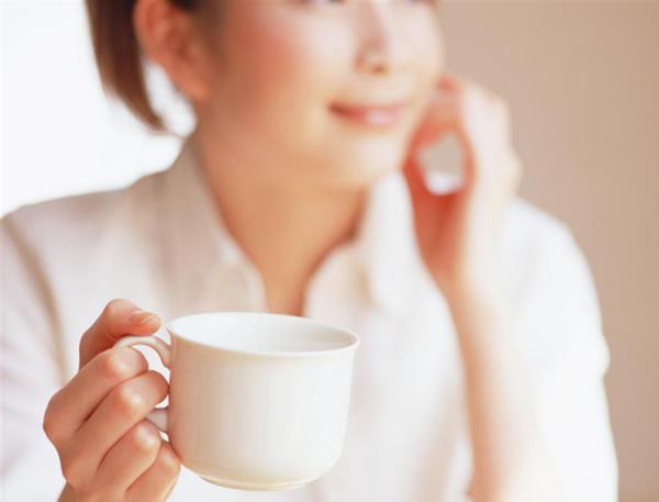 赞美女人漂亮的句子古诗