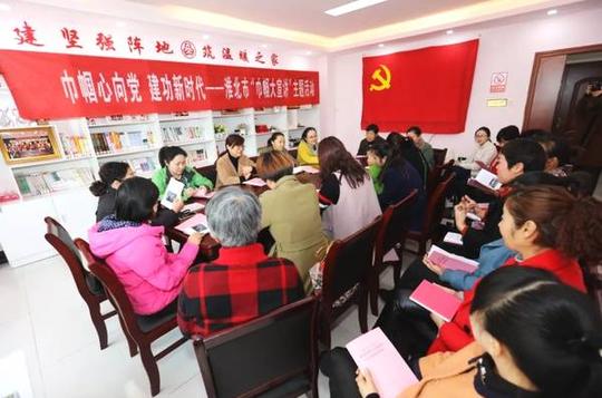 有效利用省妇女创业扶持资金近900万元帮助妇女创业,落实小额担保贷