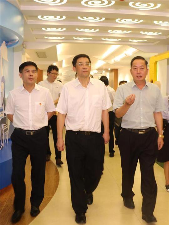 彭金辉副省长调研春光椰子王国充分肯定"旅游+"三产融合创新发展模式