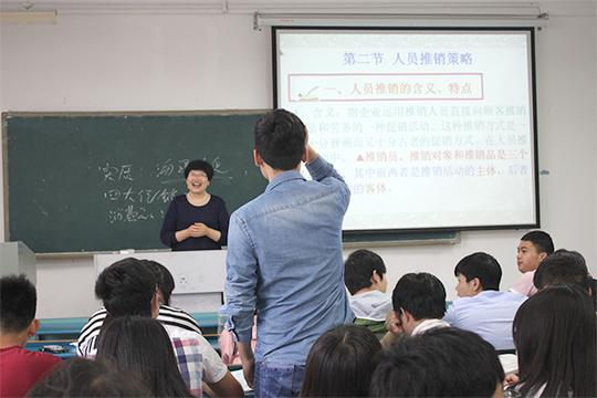【安科教师风采录】创业导师02营销人生——记安徽省优秀教师胡月英