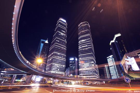 摄影达人展示如何用长曝光拍魔都唯美夜景