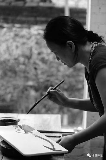 工作女郎污陶艺撸点gif动图