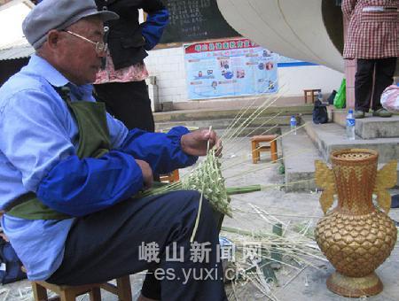 竹编技能培训班助力残疾人创业致富
