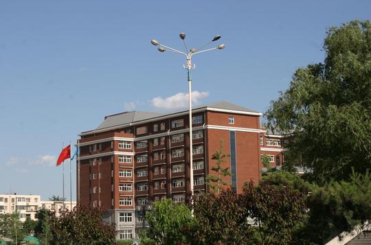 对外经贸大学