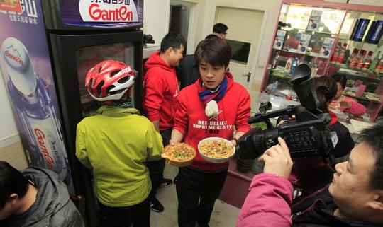 二十万左右的小生意(湖南老板靠米粉店月入20万)