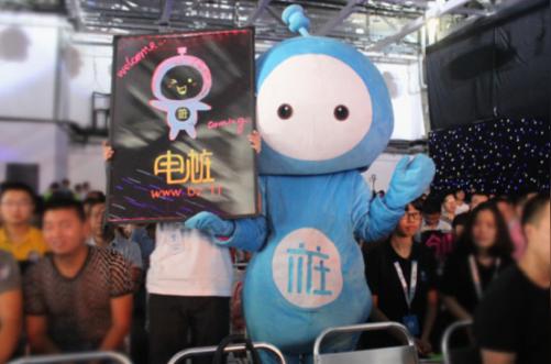 聚焦菁蓉汇电桩先越创新创业获各级领导赞许